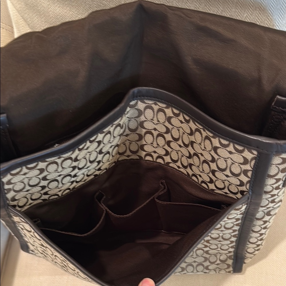 Coach Brown Signature Men's Bag - Picture 5 of 9